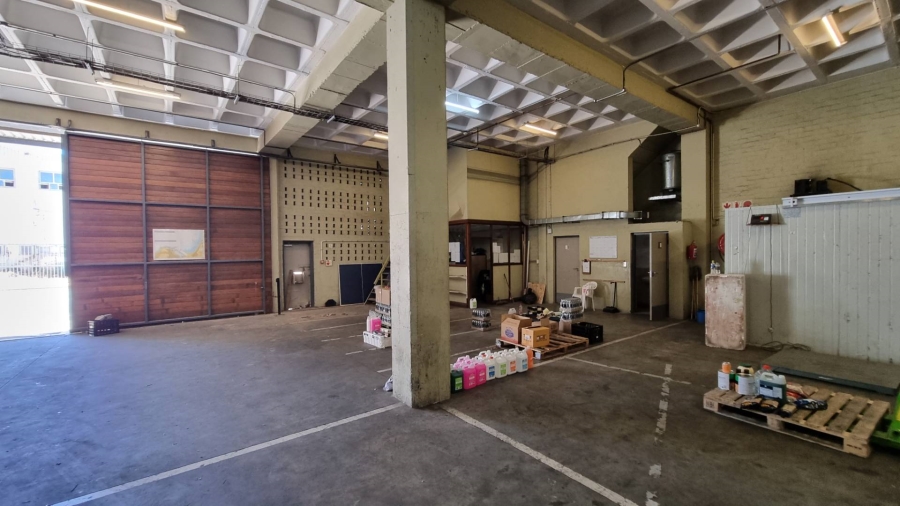 To Let commercial Property for Rent in Woodstock Western Cape